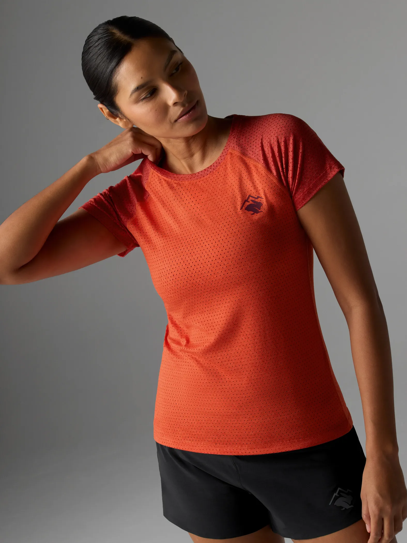 RABBIT Women's EZ Tee Perf SS SPICY ORANGE